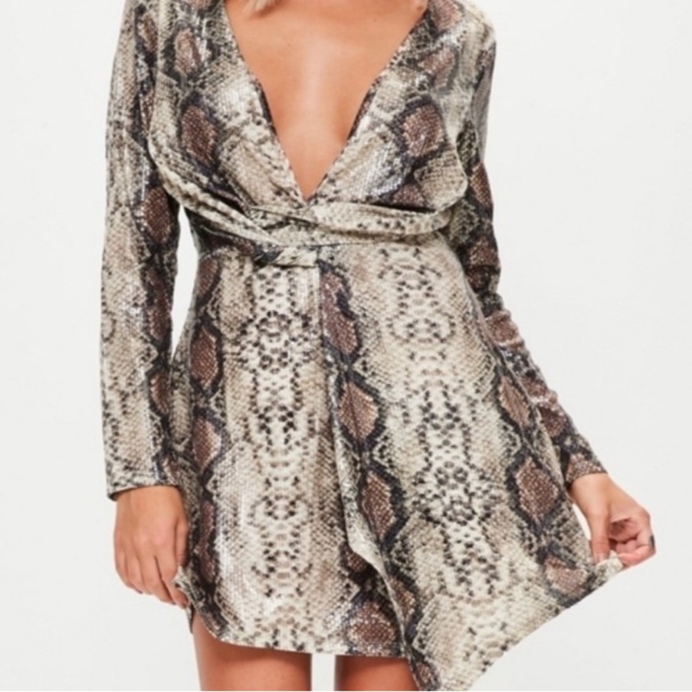MissGuided Python Sequin Deep V-Neck Mini Dress Size 6 - Picture 2 of 2